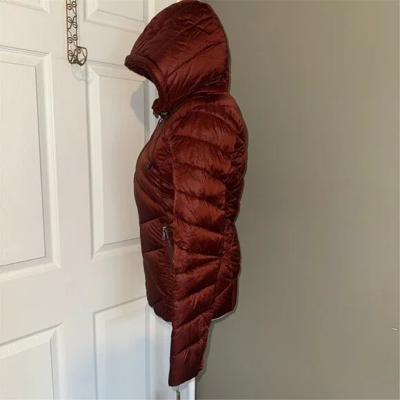 Bernardo Womens XS Rust Brown Criss Cross Hooded Puffer Jacket Fleece Lined Hood - Picture 2 of 11